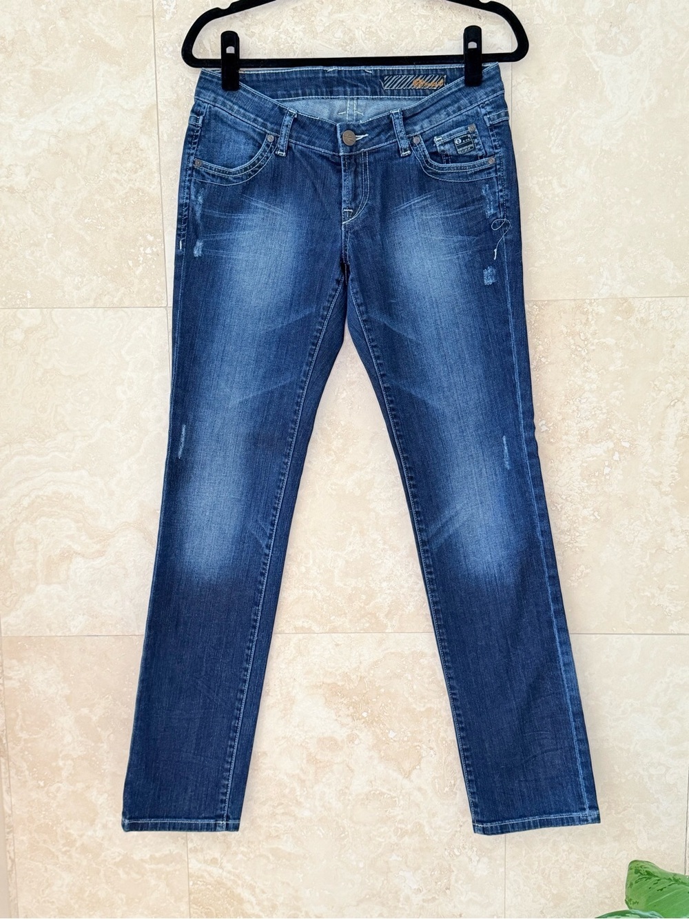 Planet Earth Organic Distressed Slim Jeans Size 27 Medium Wash Stretch Denim EUC